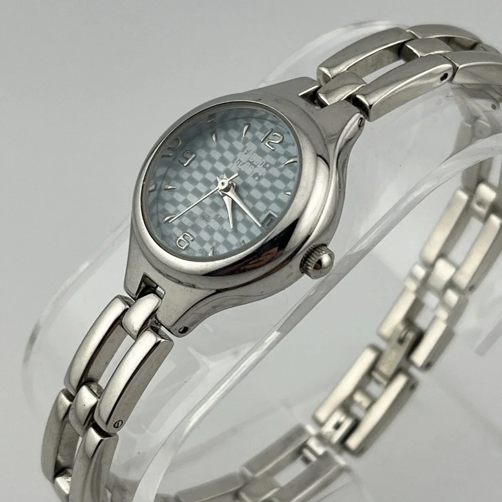 Faded‎ Glory Watch Women Silver 7.5